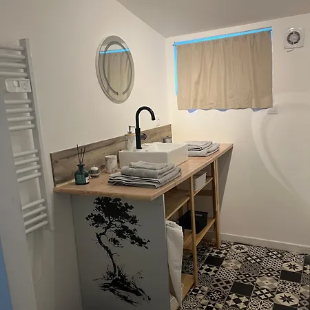 Privative Independante Bed & Breakfast 3*